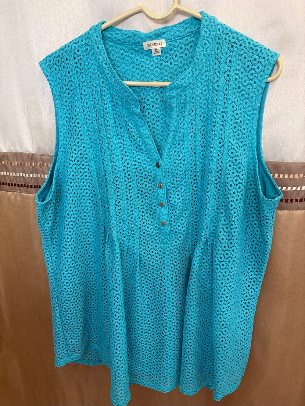 Westport Sleeveless Eyelet Henley Tank - Turquoise Blue
